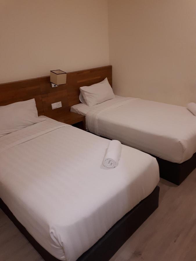 Hotin Inn Kuching Exterior photo